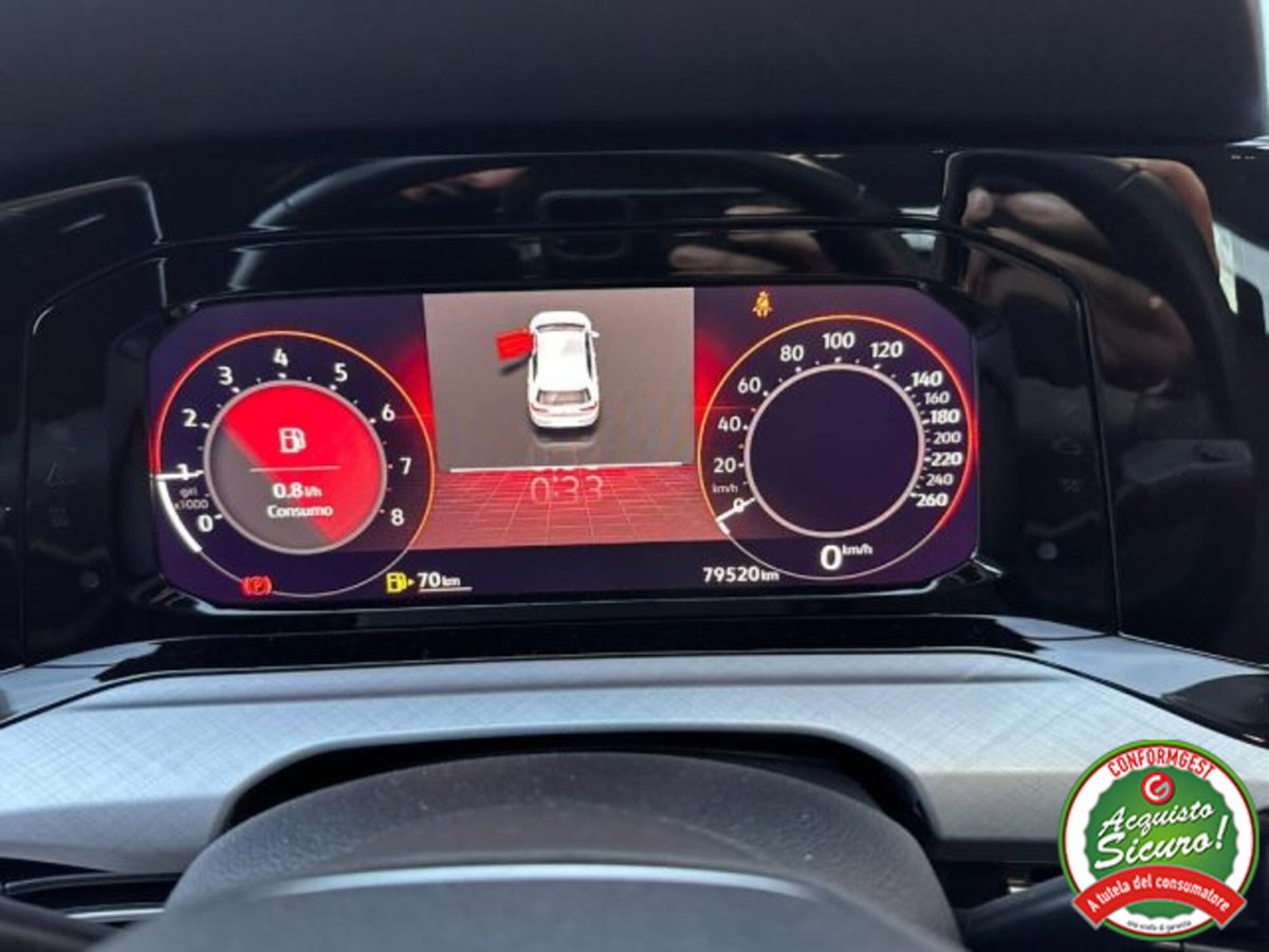 Volkswagen Golf 1.0 TSI EVO Life (9)