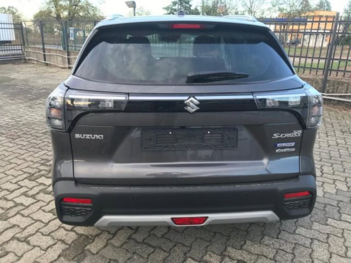 Suzuki S-Cross 1.4h Top 2wd 110cv (15)