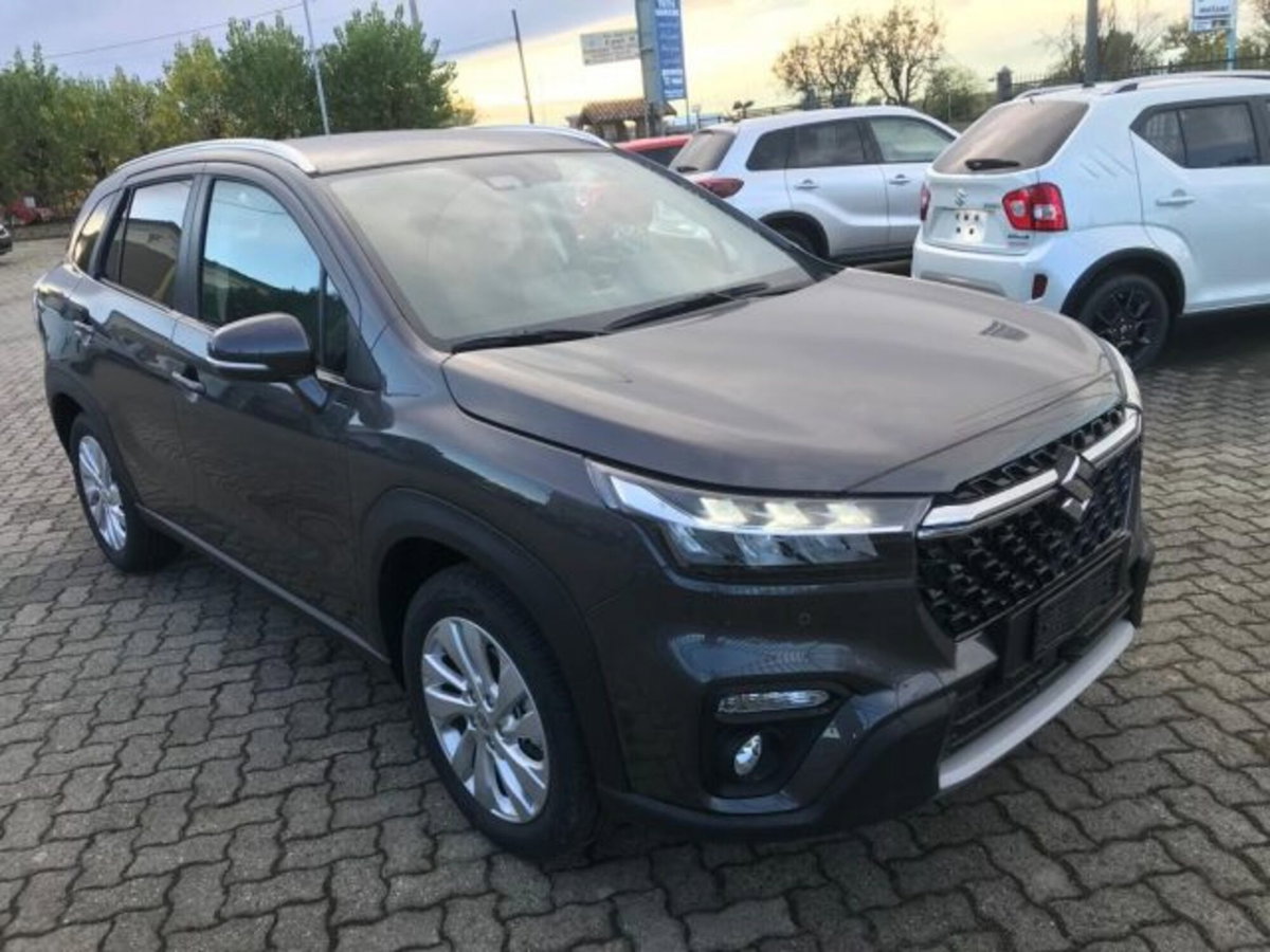 Suzuki S-Cross 1.4h Top 2wd 110cv (9)