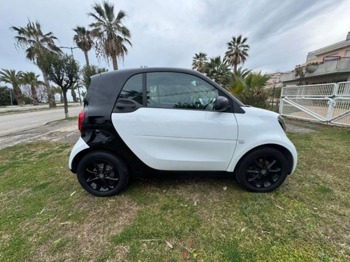 smart Fortwo 70 1.0 Passion (7)