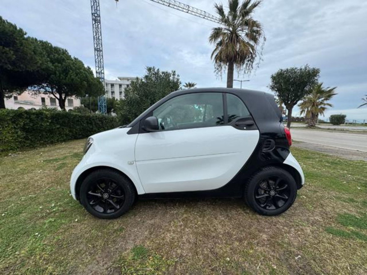 smart Fortwo 70 1.0 Passion (8)