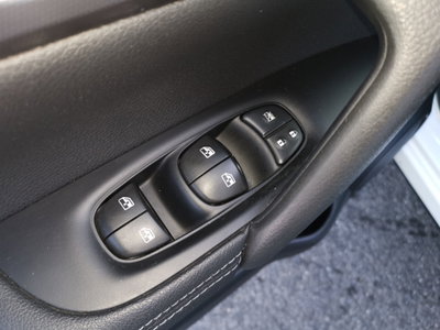Nissan Qashqai 1.5 dCi 115 CV DCT N-Connecta (10)