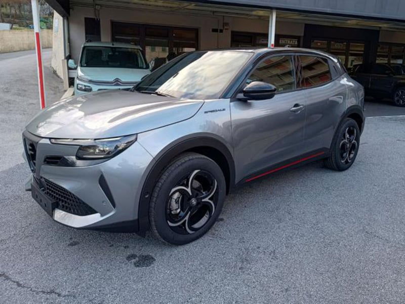 Alfa Romeo Junior 1.2 ibrida Speciale 145cv edct6