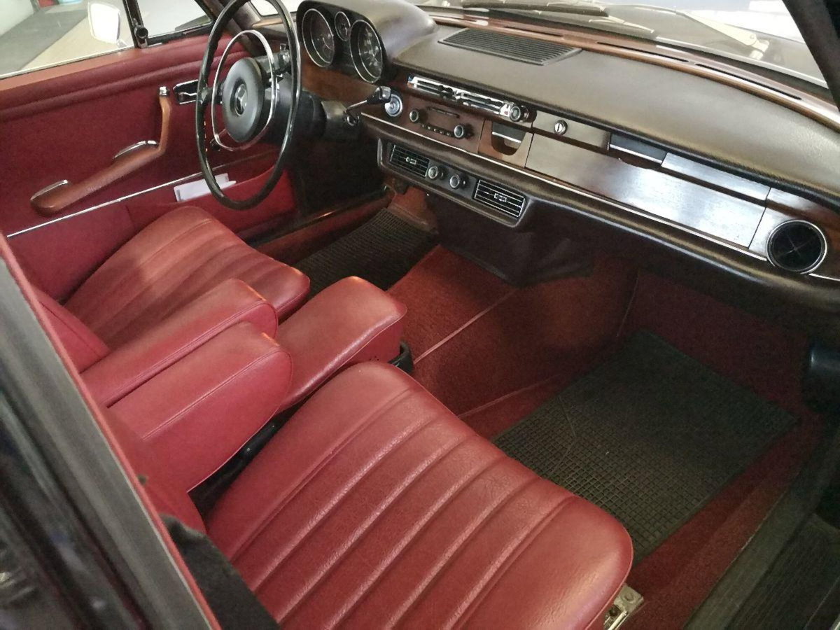 Mercedes-Benz 280 280 SE (12)