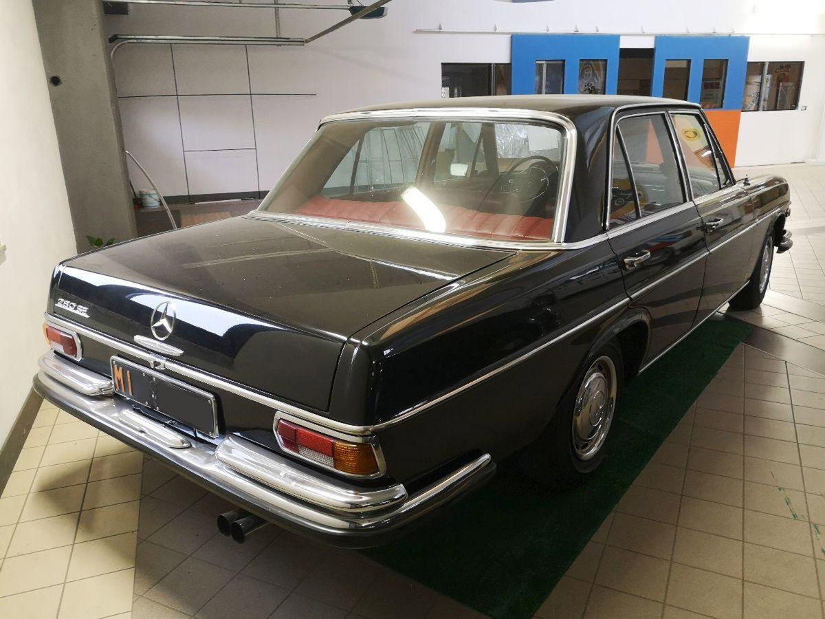 Mercedes-Benz 280 280 SE (3)