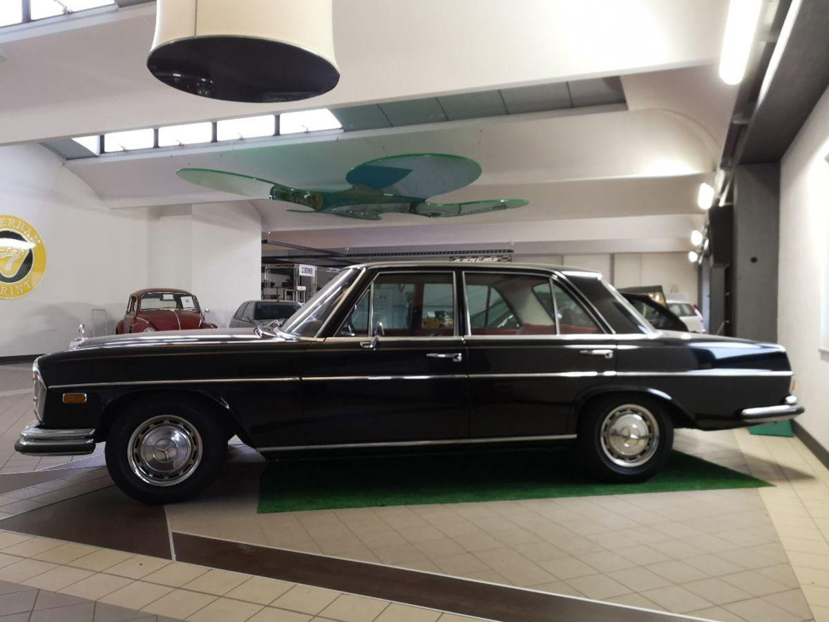 Mercedes-Benz 280 280 SE (6)