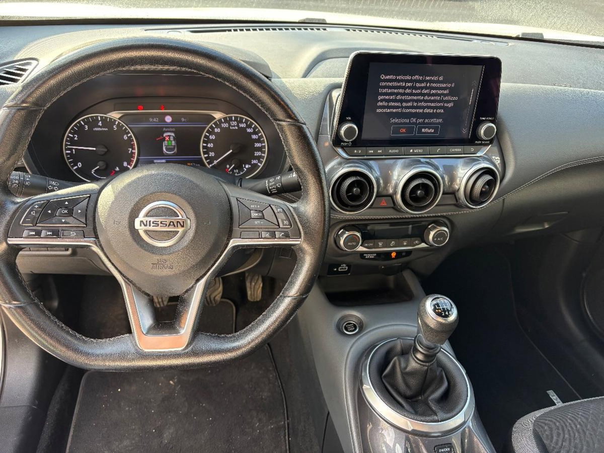 Nissan Juke 1.0 dig-t Acenta 114cv dct (10)