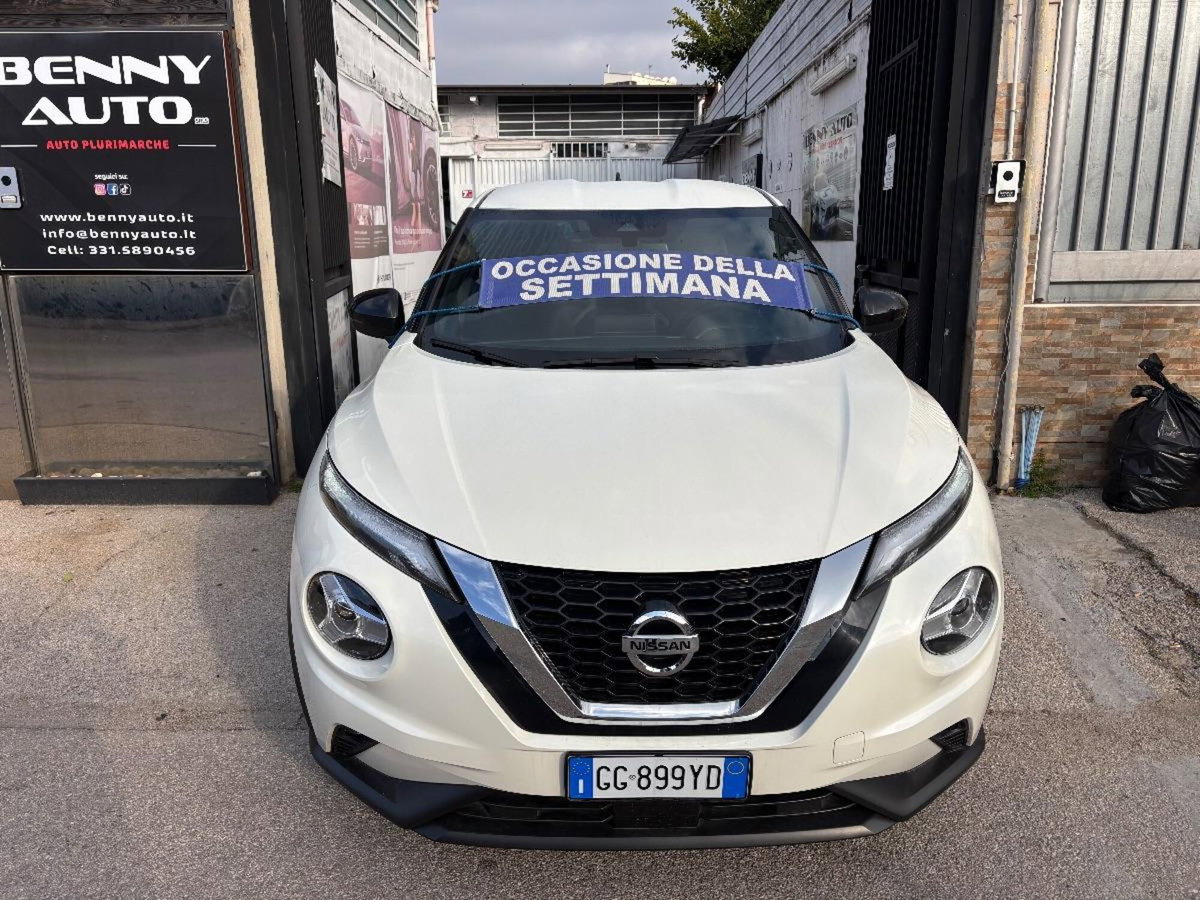 Nissan Juke 1.0 dig-t Acenta 114cv dct (2)