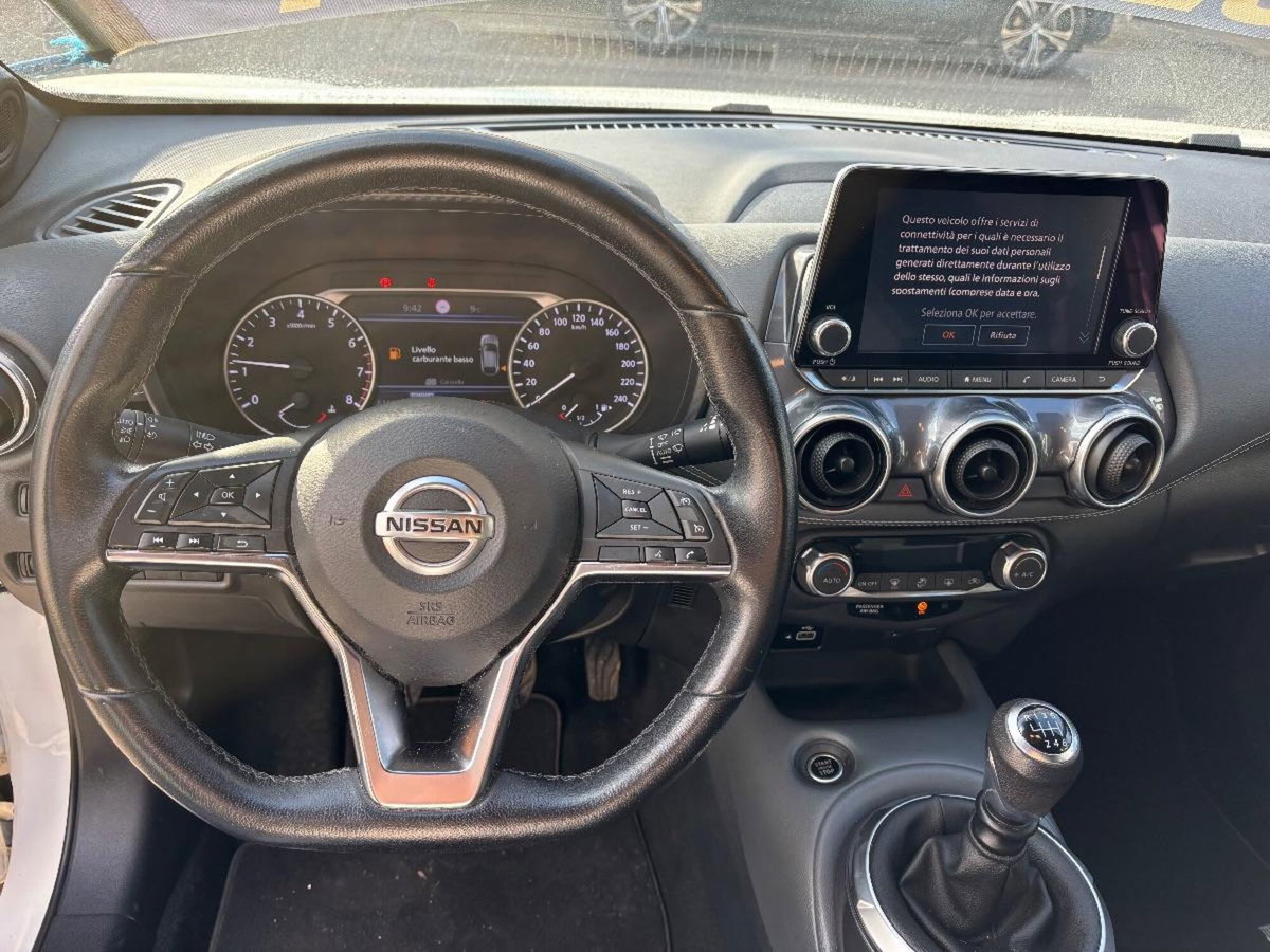 Nissan Juke 1.0 dig-t Acenta 114cv dct (9)