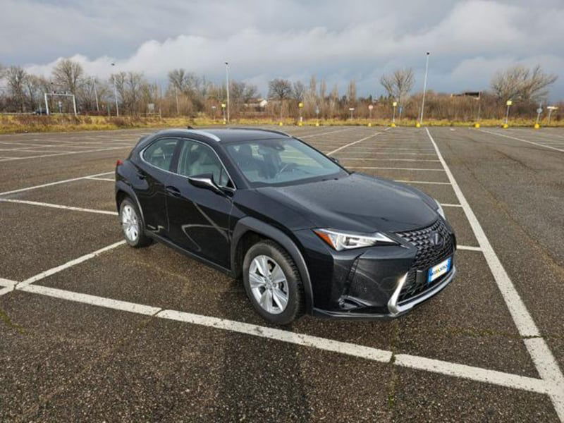 Lexus UX Hybrid 4WD Executive 