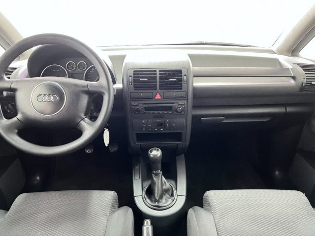 Audi A2 1.4 TDI/90CV Comfort (17)
