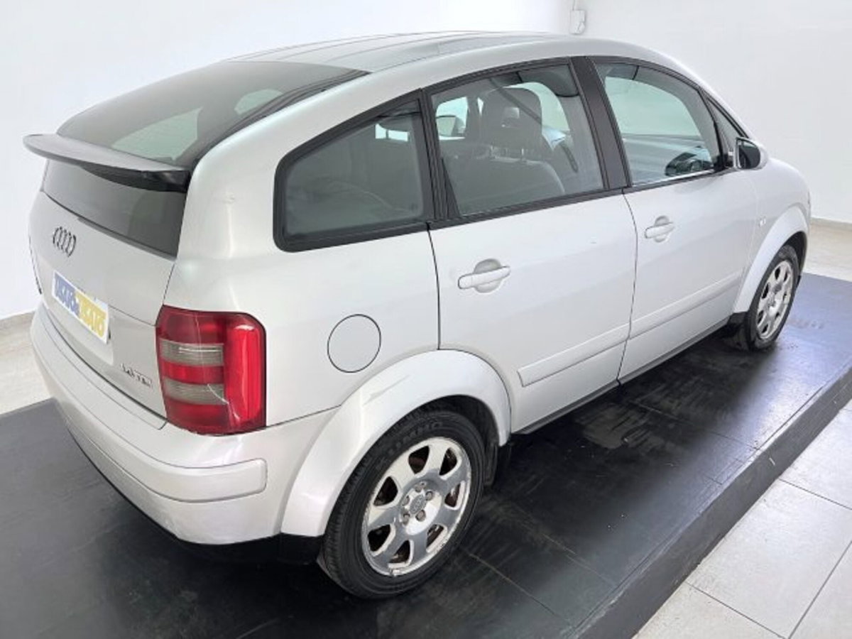 Audi A2 1.4 TDI/90CV Comfort (4)