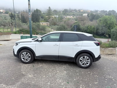 Peugeot 3008 BlueHDi 130 S&S EAT8 Active Business (2)