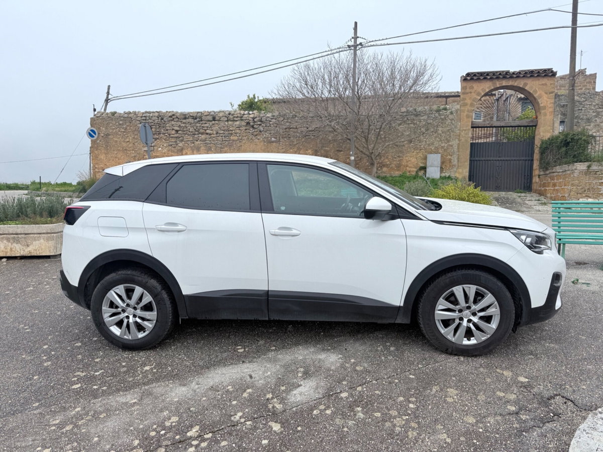 Peugeot 3008 BlueHDi 130 S&S EAT8 Active Business (6)