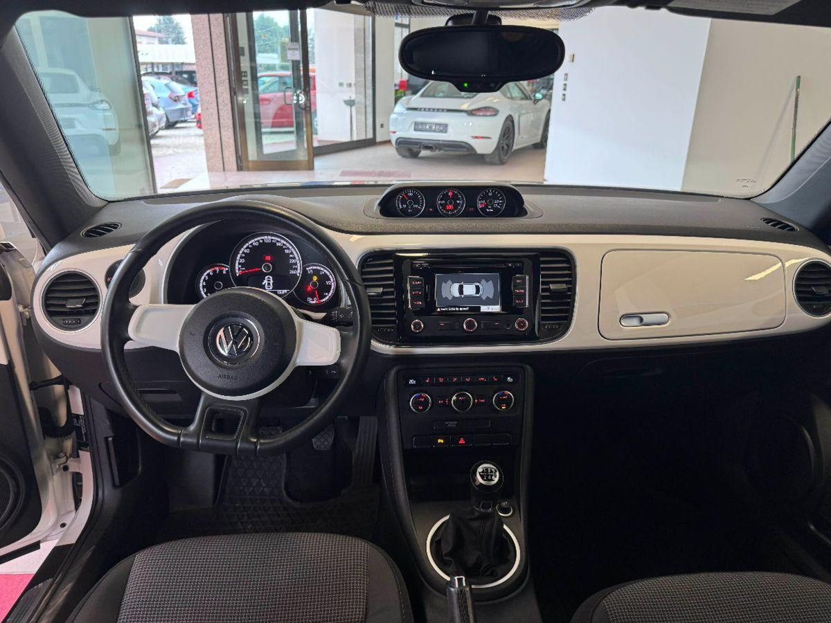 Volkswagen Maggiolino 1.2 TSI Design (11)