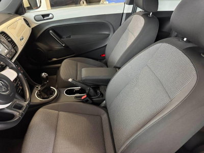 Volkswagen Maggiolino 1.2 TSI Design (9)