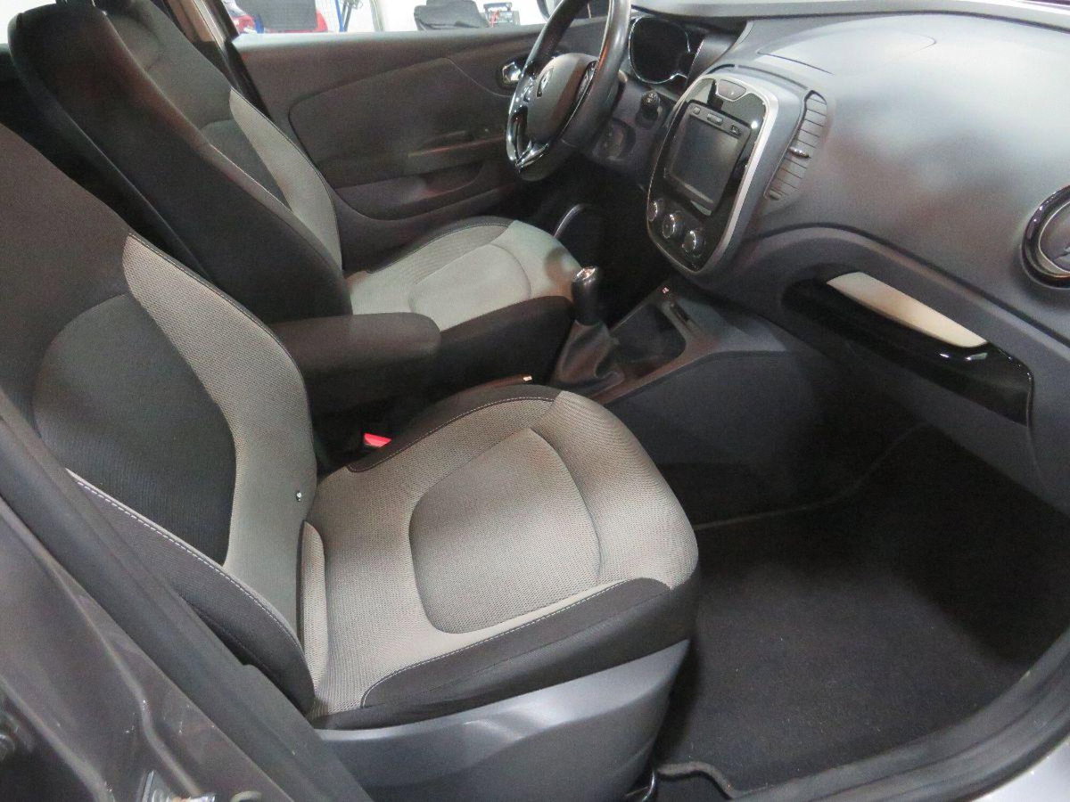 Renault Captur 1.5 dCi 8V 90 CV Start&Stop Energy R-Link (11)