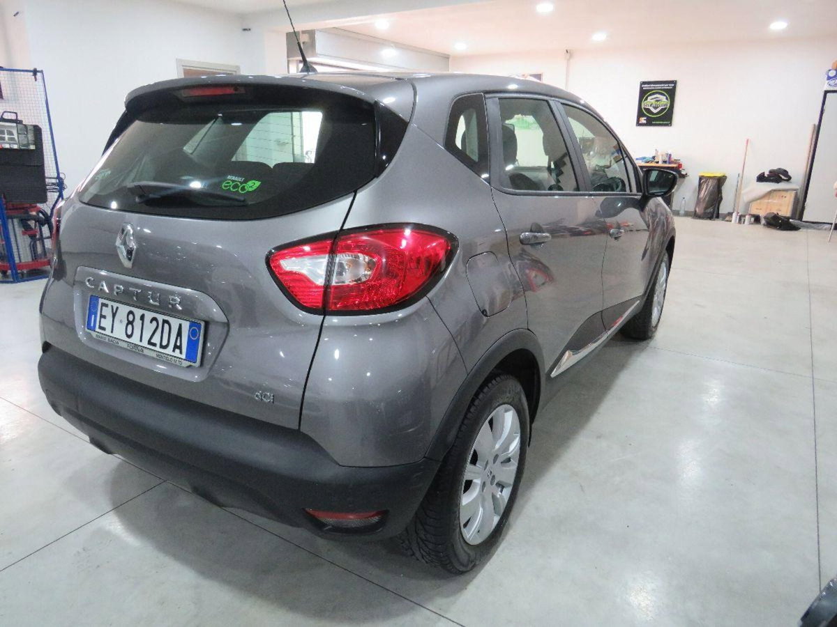 Renault Captur 1.5 dCi 8V 90 CV Start&Stop Energy R-Link (4)