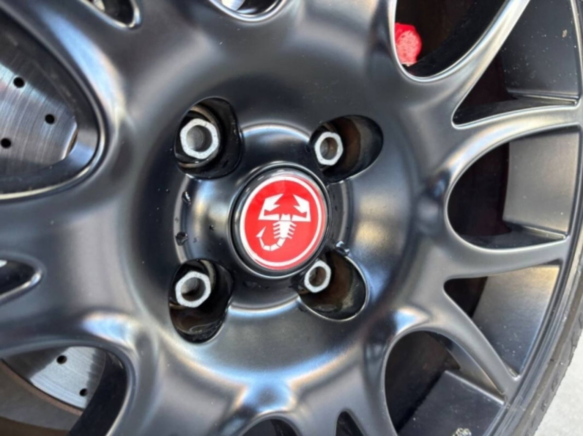 Abarth 595 Cabrio 595 C 1.4 Turbo T-Jet 160 CV Pista (9)