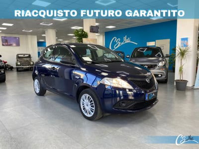 Lancia Ypsilon 1.2 69 CV 5 porte Elefantino Blu usata