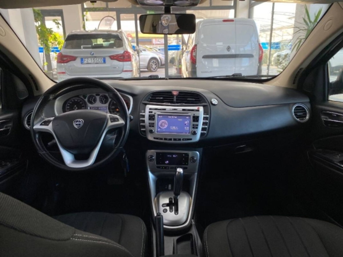 Lancia Delta 1.6 MJT DPF Selectronic Business (12)