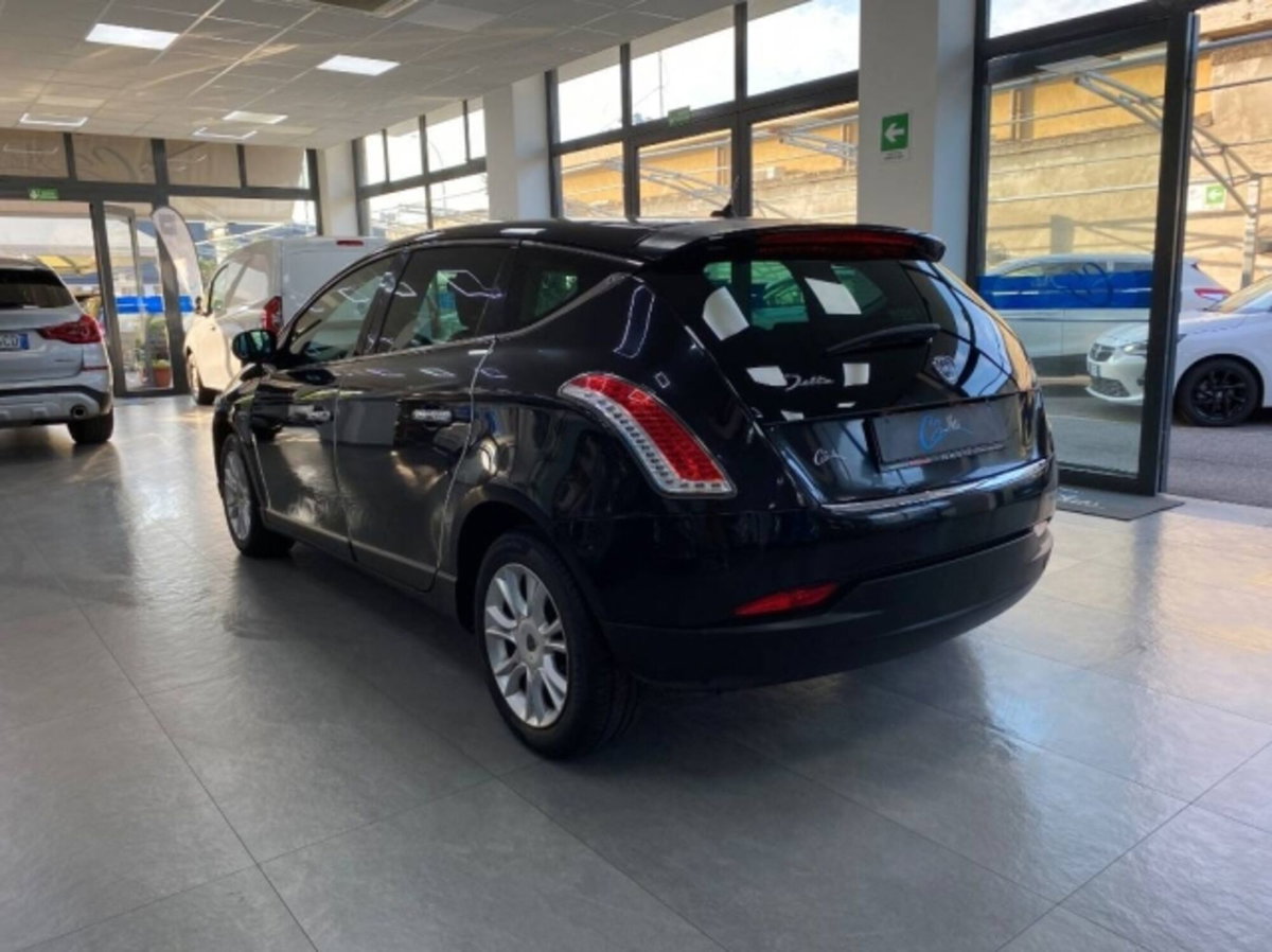 Lancia Delta 1.6 MJT DPF Selectronic Business (4)