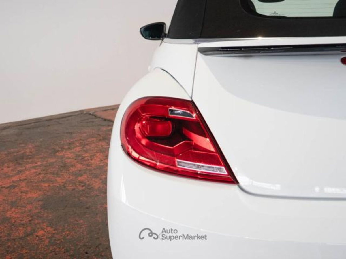 Volkswagen Maggiolino Cabrio 1.2 TSI Design (10)