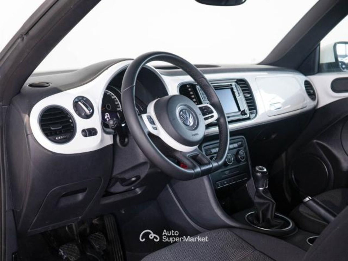 Volkswagen Maggiolino Cabrio 1.2 TSI Design (11)
