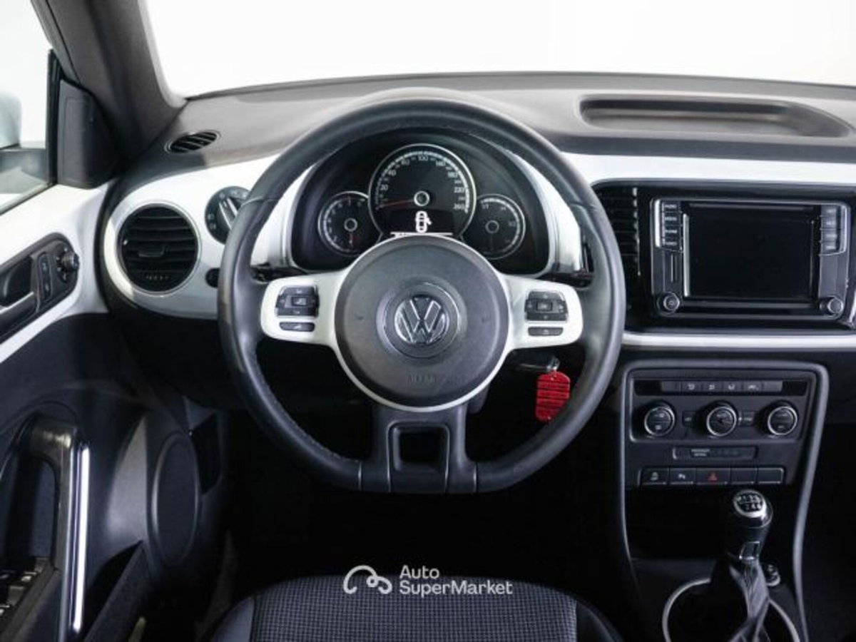 Volkswagen Maggiolino Cabrio 1.2 TSI Design (4)