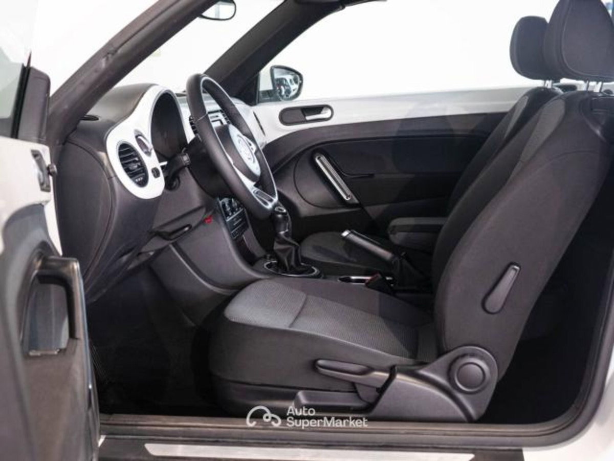 Volkswagen Maggiolino Cabrio 1.2 TSI Design (5)