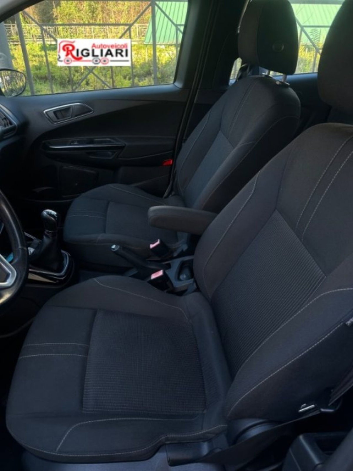 Ford B-Max B-Max 1.6 TDCi 95 CV Titanium (18)