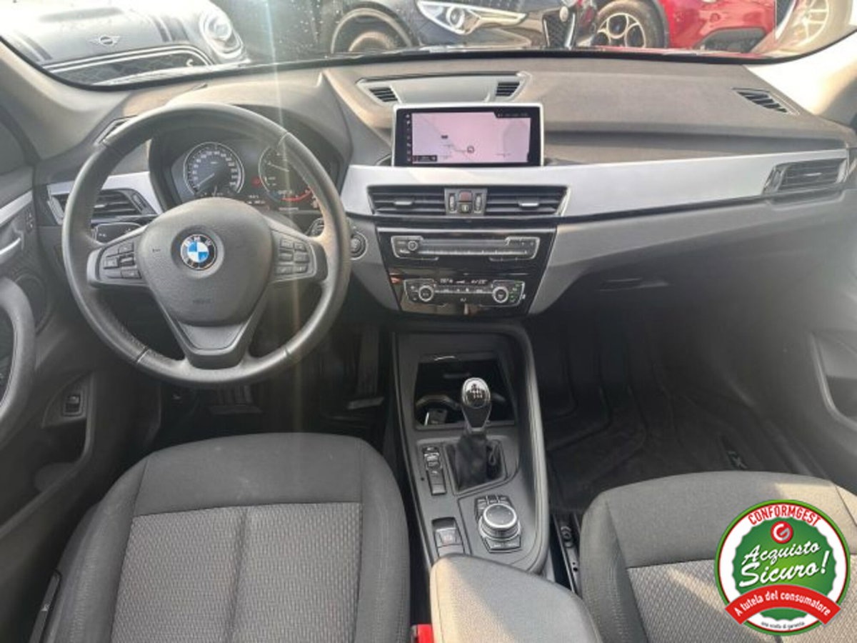 BMW X1 sDrive16d Advantage (9)
