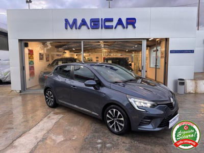 Renault Clio Full Hybrid E-Tech 140 CV 5 porte Zen usata