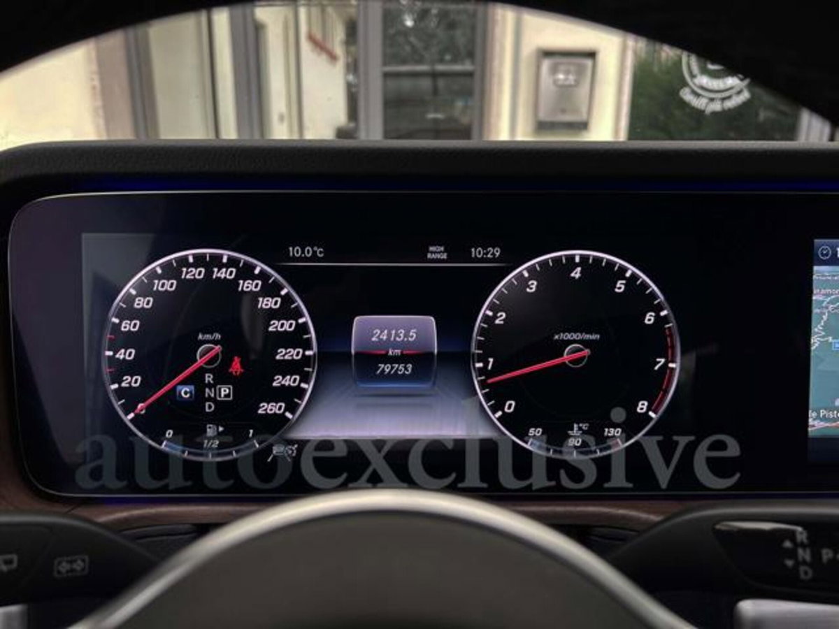Mercedes-Benz Classe G 500 Premium (10)