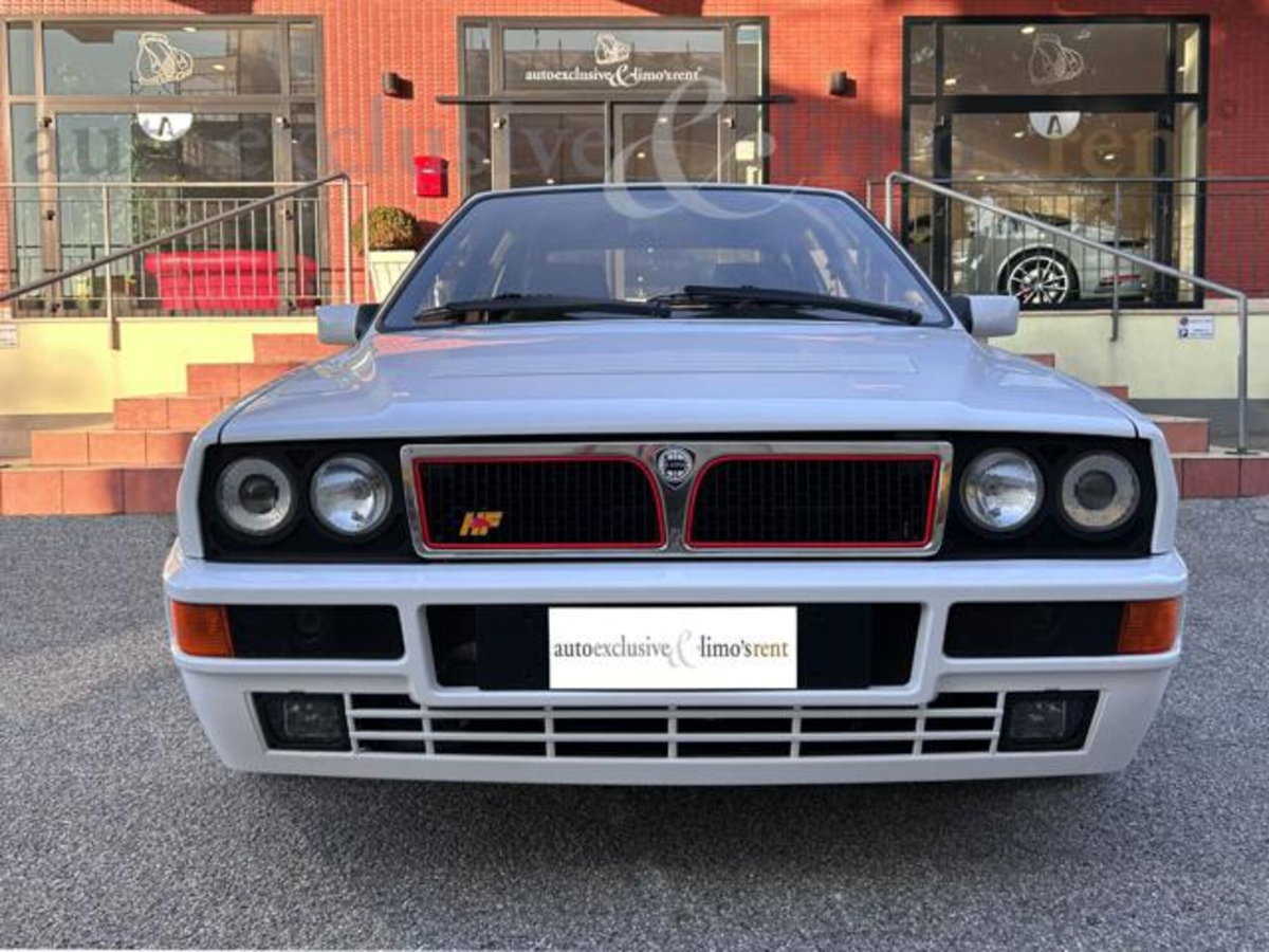 Lancia Delta turbo 16V HF integrale (2)