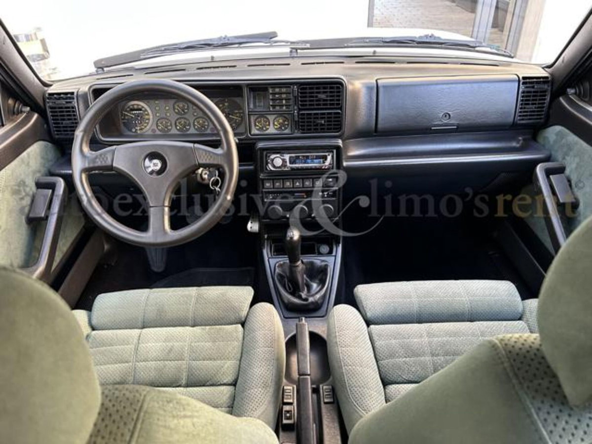 Lancia Delta turbo 16V HF integrale (7)