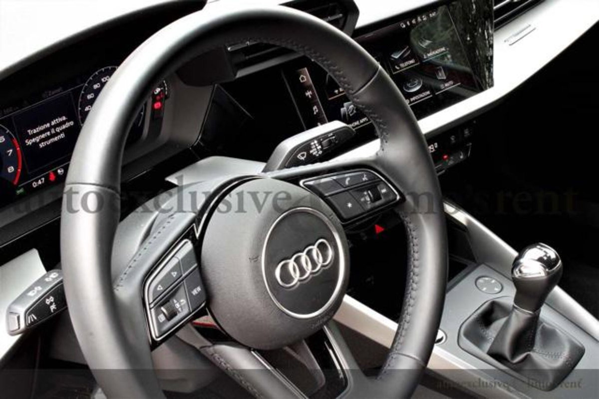 Audi A3 Sportback 35 TFSI S line edition (12)