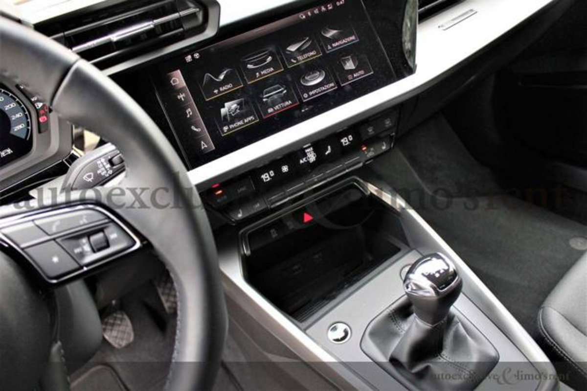 Audi A3 Sportback 35 TFSI S line edition (15)
