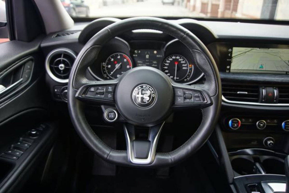 Alfa Romeo Stelvio Stelvio 2.2 Turbodiesel 190 CV AT8 RWD Executive (17)