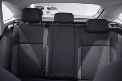 Volkswagen Taigo 1.0 TSI 110 CV DSG Life (18)