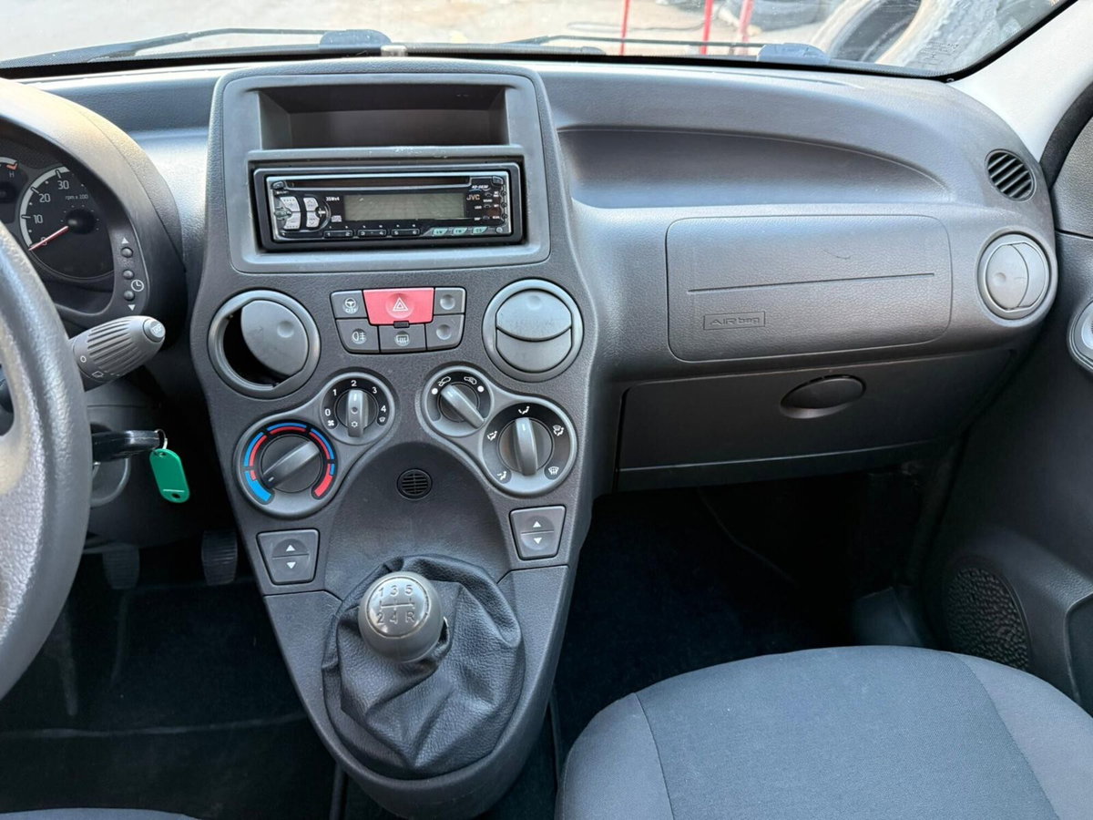 Fiat Panda 1.2 Dynamic (18)