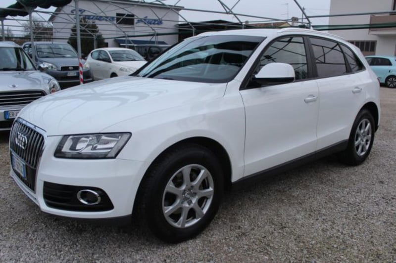 Audi Q5 2.0 TDI 150 CV clean diesel