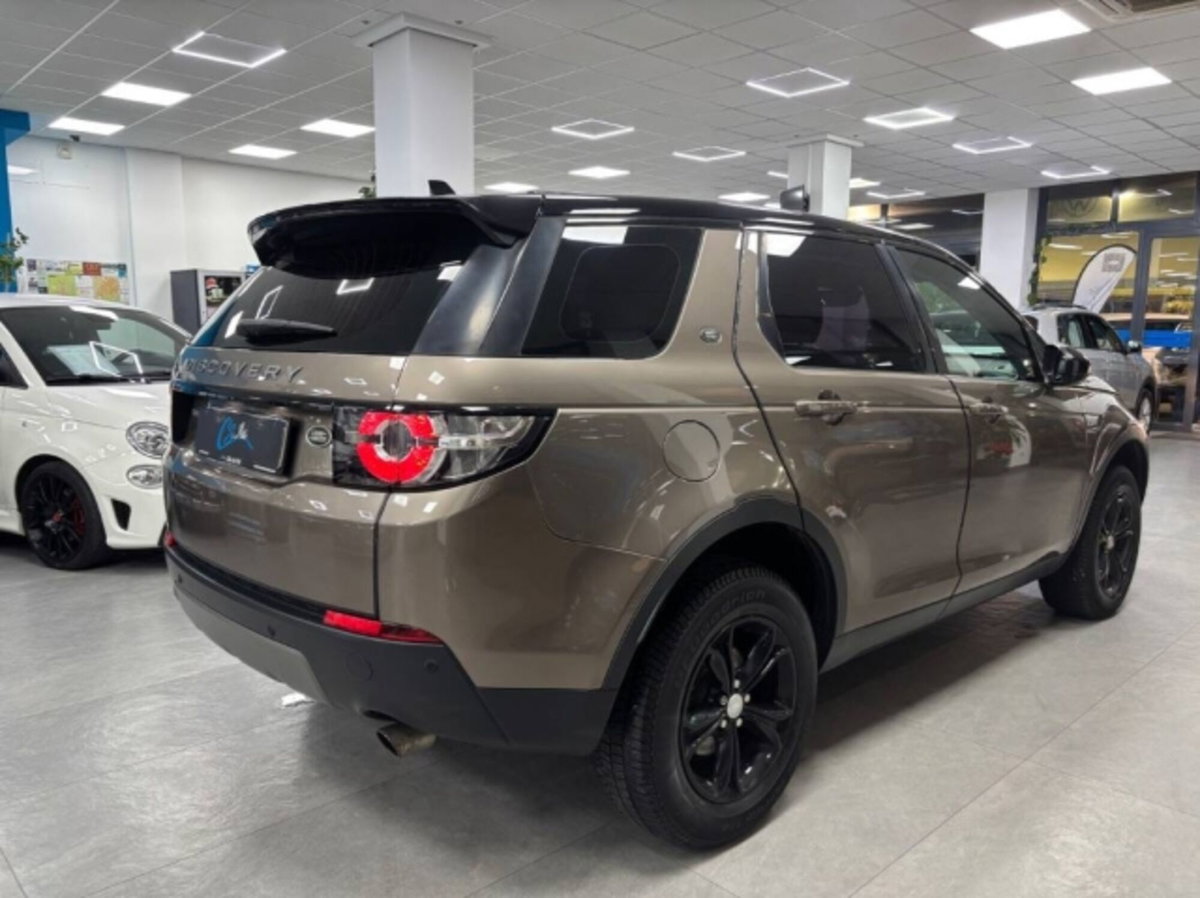 Land Rover Discovery Sport 2.0 TD4 150 CV SE (6)
