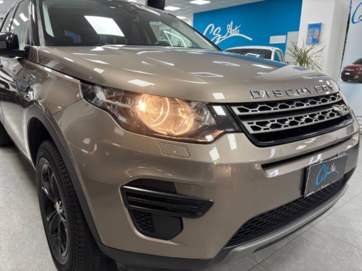 Land Rover Discovery Sport 2.0 TD4 150 CV SE (8)