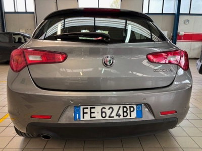 Alfa Romeo Giulietta 1.6 JTDm Super 120cv tct (5)