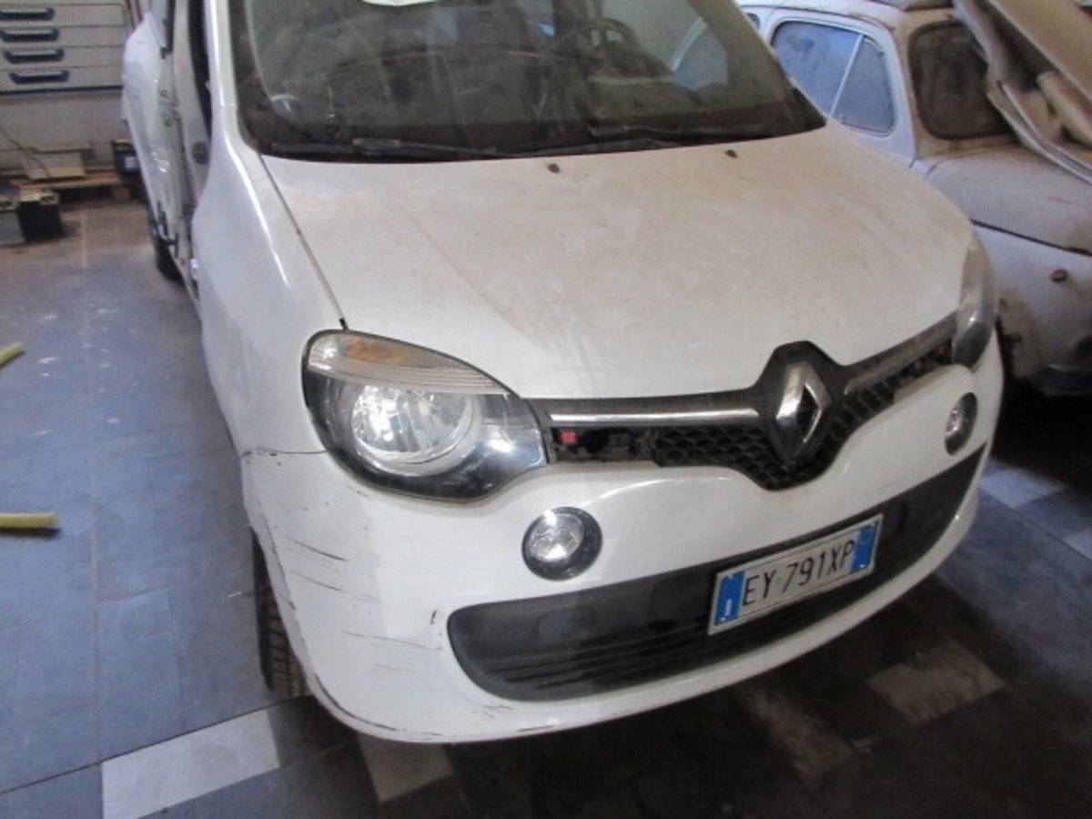 Renault Twingo 1.0 SCe Live (17)