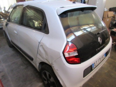 Renault Twingo 1.0 SCe Live (19)