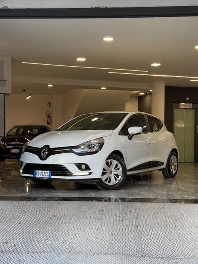 Renault Clio 1.2 75CV 5 porte Zen  usata