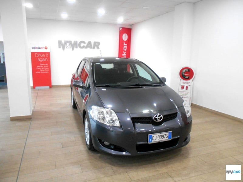 Toyota Auris 2.0 D-4D DPF 5 porte Sol