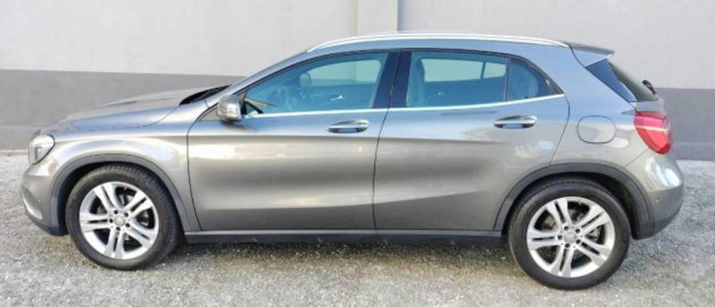 Mercedes-Benz GLA SUV 200 d Automatic Sport